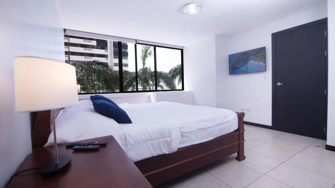 Bellini I 1, 2 Habitaciones, Puerto Santa Ana, Guayaquil Apartamento